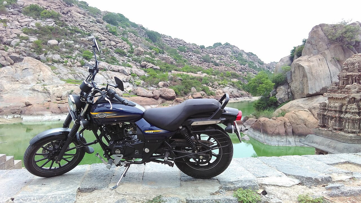 Bajaj Avenger 200 Bike on Rent - Rentux