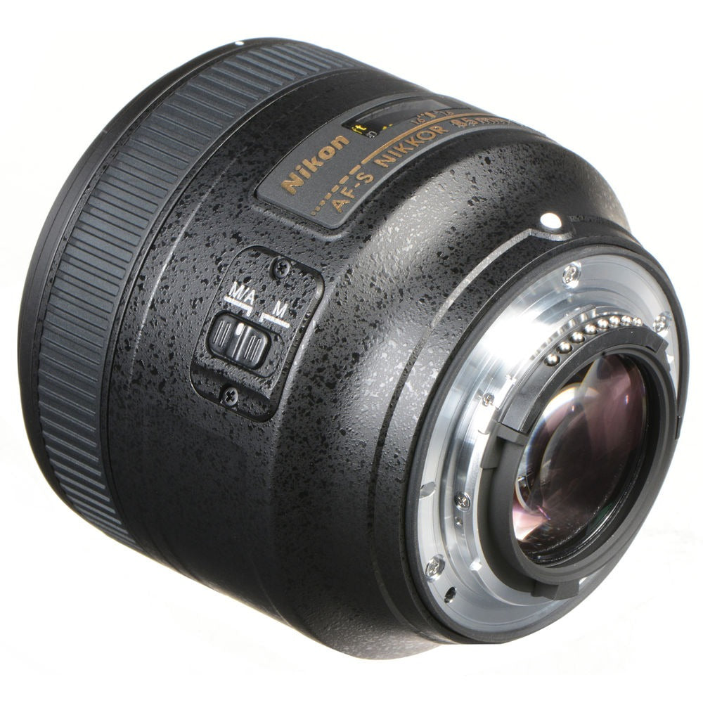 AF-S Nikkor 85mm f/1.8G Lens on Rent