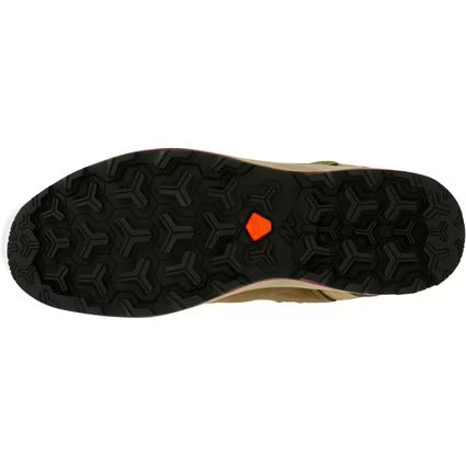 Rent Trekking Shoes Quechua MT 100