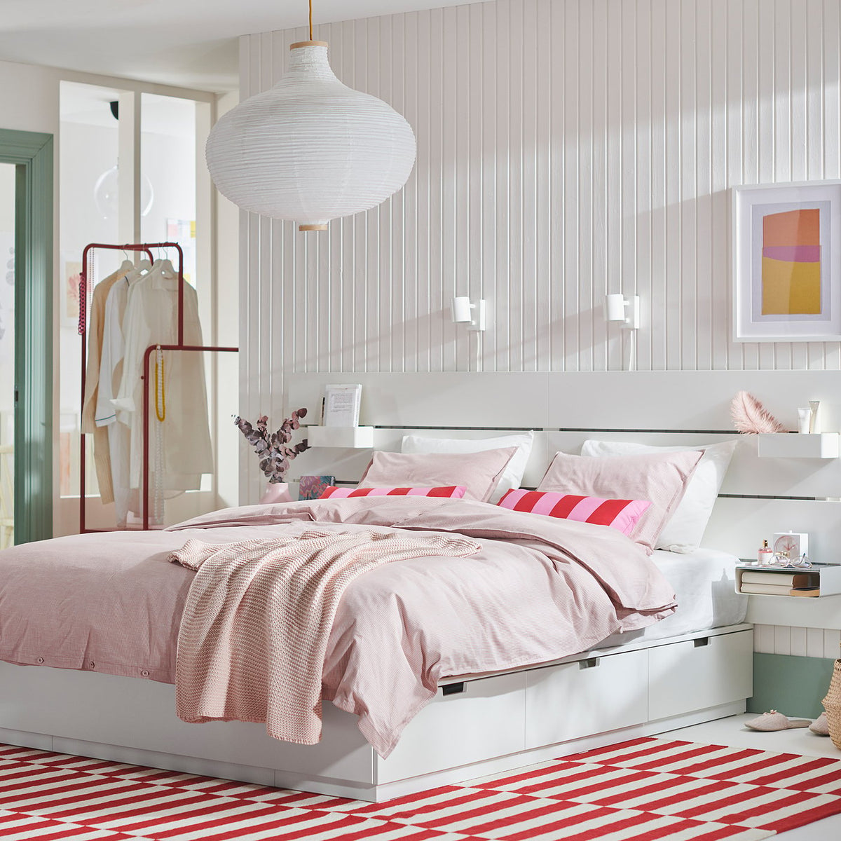 King Size Bed With Mattress Furniture on Rent - Rentux